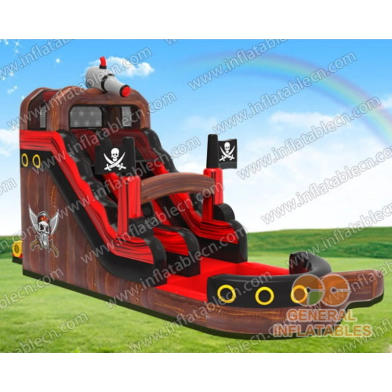 Toboggan d'eau du bateau pirate