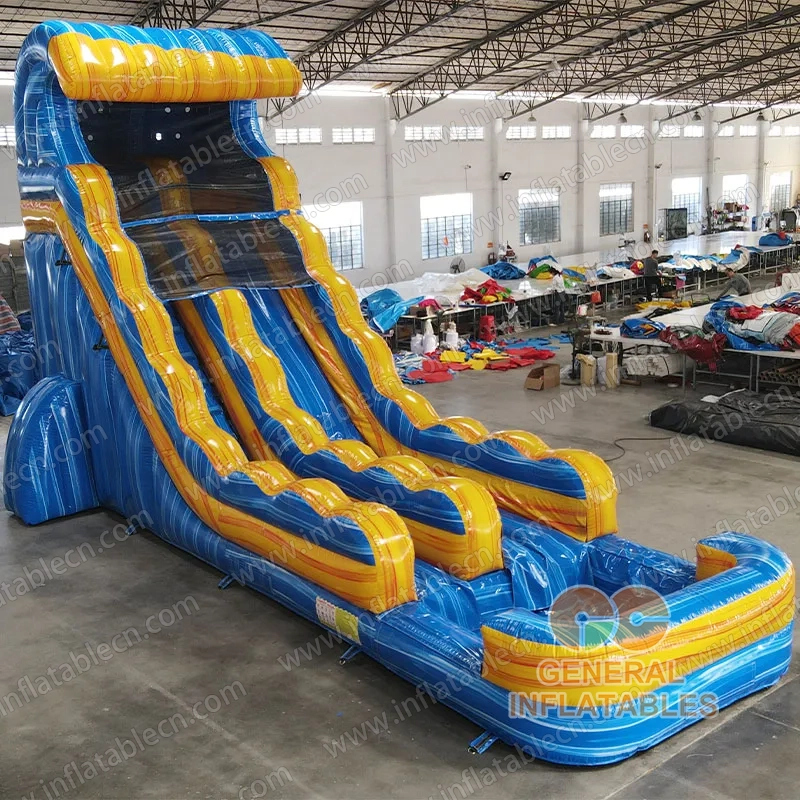 Toboggan aquatique gonflable